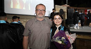 Babasından ilham aldı, 59 erkek öğrenci arasından tek kız öğrenci olarak mezun oldu