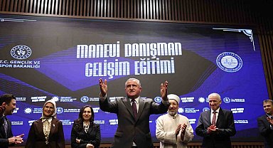 Bakan Bak Manevi Danışman Gelişim Eğitimi Programı'na katıldı