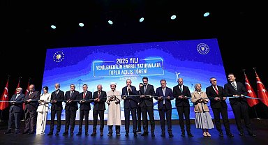 Bakan Bayraktar: "30 milyar dolarlık yatırımla, 30 bin kilometre uzunluğunda elektrik iletim hatları inşa edeceğiz"