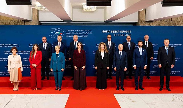 Bakan Fidan, GDAÜ Zirve Toplantısı'na katıldı