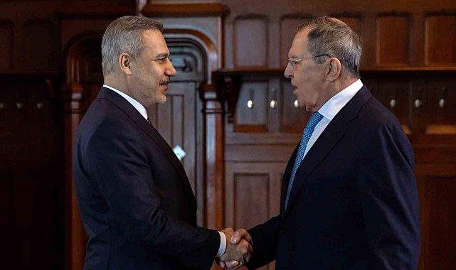 Bakan Fidan, Lavrov ile baş başa görüştü