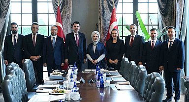 Bakan Kurum, Emine Erdoğan ile çevre politikaları ve COP31 hazırlıklarını görüştü