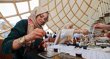 Başiskele'de kadınlar aromaterapi eğitimleriyle kendi doğal ürünlerini üretiyor