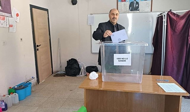 Başkale'de 4 mahallede muhtarlık seçimi yenilendi