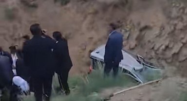 Başkale'de araç şarampole yuvarlandı: 1 ölü