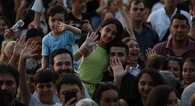 Başkan Çerçioğlu, çocukları yılsonu şenliği ile buluşturdu