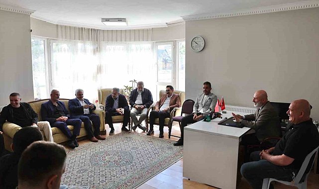 Başkan Çolakbayrakdar: "Yaz sezonunu hizmet seferberliğine dönüştüreceğiz"