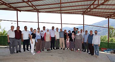 Başkan Tetik'ten mahallelerin sorunlarını yerinde değerlendirdi