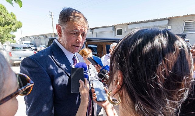 Başkan Tugay: "CHP bizim çatımız, istifanın anlamı yok"