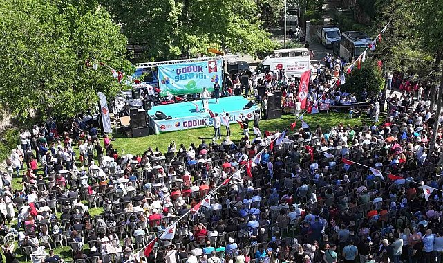 Başkan Yetişkin'den çocuklara armağan