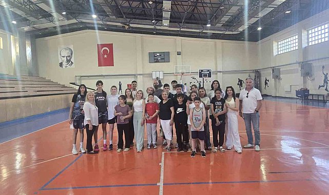 Basketbol ile eğlendiler