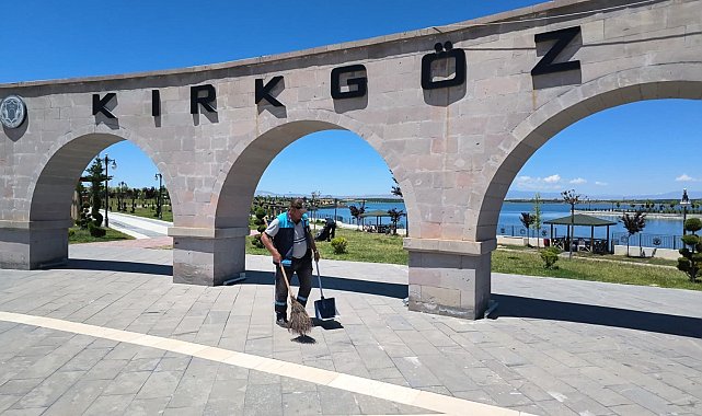 Battalgazi Belediyesi'nden Kırkgöz Sahil Parkı'nda temizlik çalışması