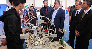 Bayburt'ta Mesleki ve Teknik Eğitim Fuarı düzenlendi