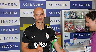 Beşiktaş'ta sağlık kontrolleri devam ediyor
