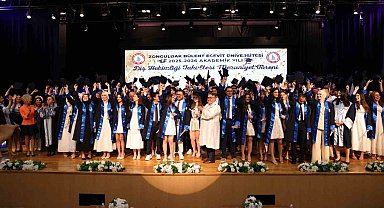 BEUN Diş Hekimliği Fakültesinde gurur günü: 106 genç diş hekimi geleceğe uğurlandı