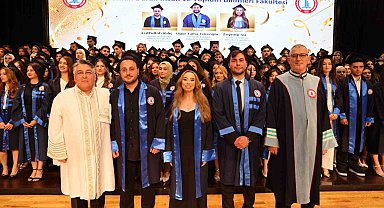 BEUN'da başarı ve mutluluk diplomalarla taçlandı