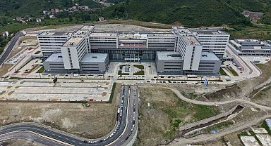 Bin 200 yataklı Ordu Şehir Hastanesi açılış için gün sayıyor