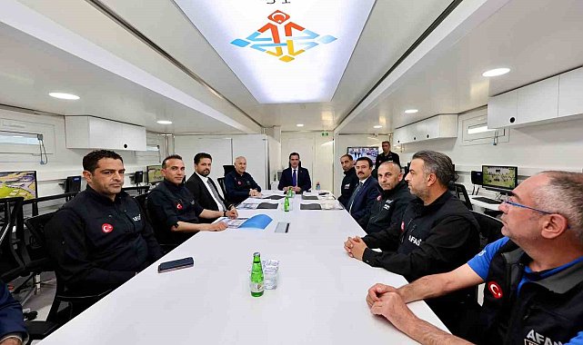 Bitlis Valisi Karakaya, AFAD'ın tematik kampına ziyaret