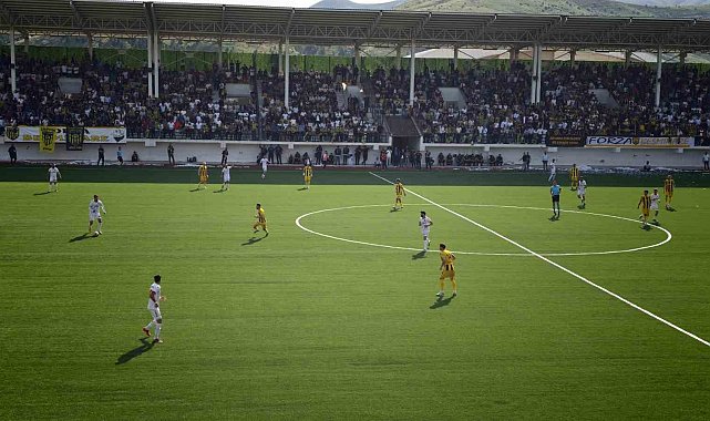 Bitlis'te 3. Lig yolunda büyük adım