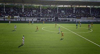 Bitlis'te 3. Lig yolunda büyük adım