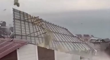 Bitlis'te dolu ve fırtına