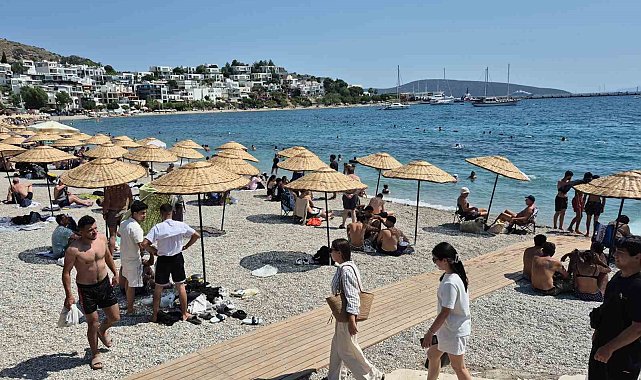 Bodrum'da sahiller doldu taştı
