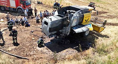 Buğday hasadı sırasında biçerdöver alevlere teslim oldu
