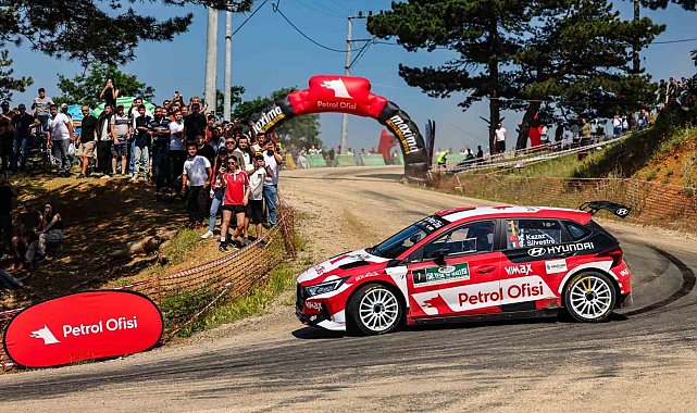 Bursa Rallisi'ni Kerem Kazaz kazandı