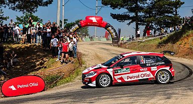 Bursa Rallisi'ni Kerem Kazaz kazandı