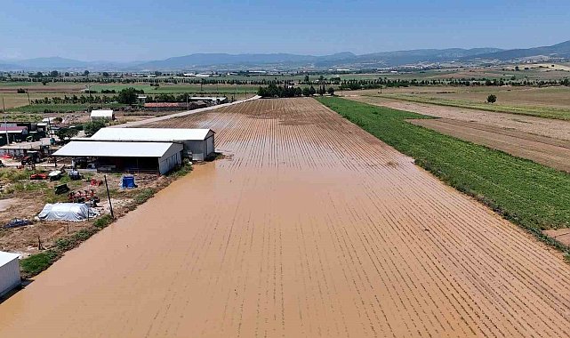 Bursa Yenişehir'de sel ve dolu felaketi