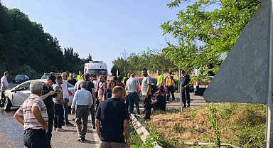 Bursa'da iki otomobil çarpıştı: 6 yaralı