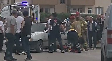Bursa'da minibüs ile otomobil çarpıştı: 9 yaralı