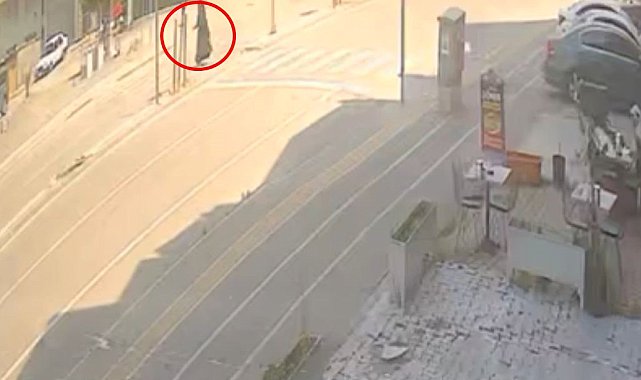 Bursa'da yaya geçidinde dehşet anları