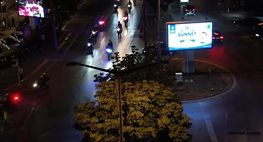 Bursa'nın gözde mahallesinde çok sayıda ekiple 'huzur' denetimi