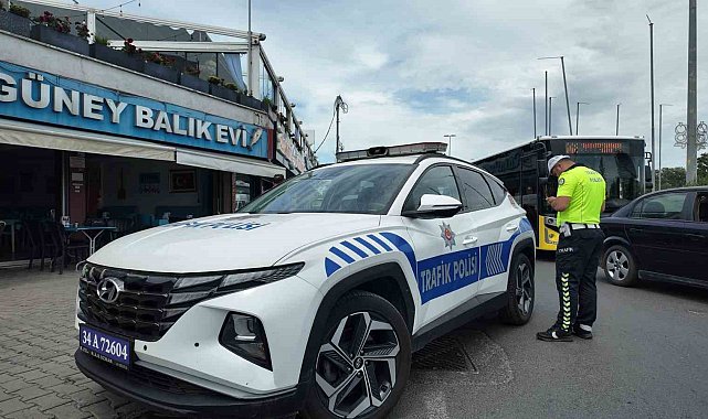 Büyükçekmece'de abart egzoz kullanan ehliyetsiz sürücüye 266 bin lira ceza