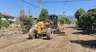 Büyükşehir ekipleri 17 ilçede sahada