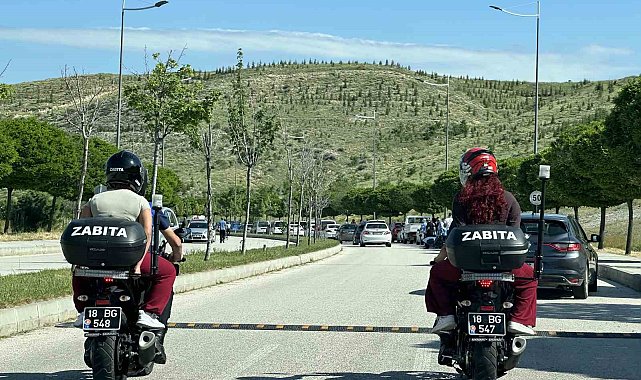 Çankırı'da YKS'ye geç kalan adayların yardımına zabıta ekipleri yetişti