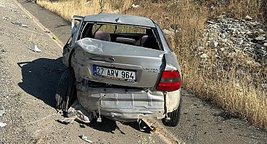 Çekici ile otomobil çarpıştı: 2 yaralı