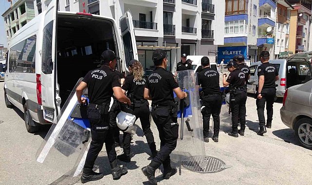 CHP Malatya İl Başkanlığı binasında gerginlik