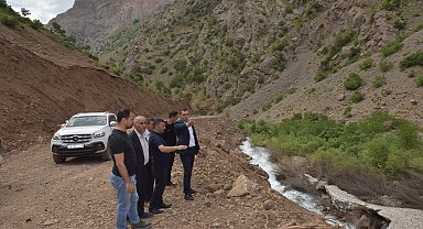 Cilo ve Sat Dağları Milli Parkı yolunda asfalt hazırlığı
