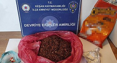 Cips paketine gizlenmiş uyuşturucuyla yakalandı