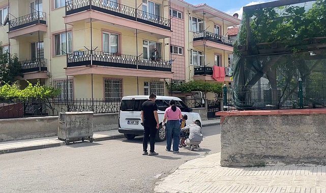 Çorum'da genç kadın tartıştığı anne ve babasını bıçakla rehin aldı