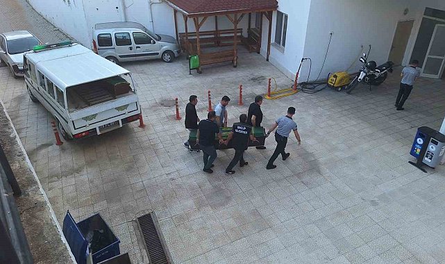Çorum'da kamyonla çarpışan motosikletin sürücüsü hayatını kaybetti