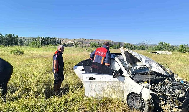 Çorum'da otomobil şarampole devrildi: 1 ölü