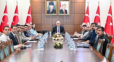Diyarbakır'da anız yangınlarının önlenmesine yönelik toplantı