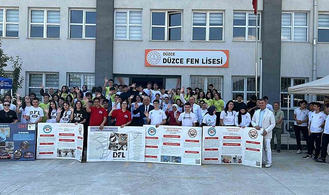 Düzce'de öğrencilerin bilim ve sanat projeleri görücüye çıktı
