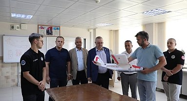 Edremit Anadolu İmam Hatip Lisesinin dünya şampiyonu İHA takımlarına Başkan Ertaş'tan teknoloji desteği