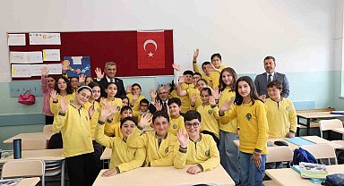 Eğitimin kalbinde öğrencilerle buluştular