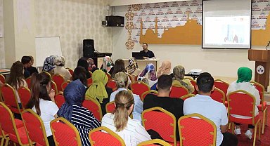 Elazığ'da 'Kadına yönelik şiddetle mücadele' semineri verildi
