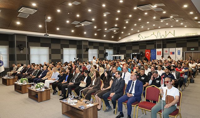 Elazığ'da 'Sivil Katılım Zirvesi' gerçekleştirildi